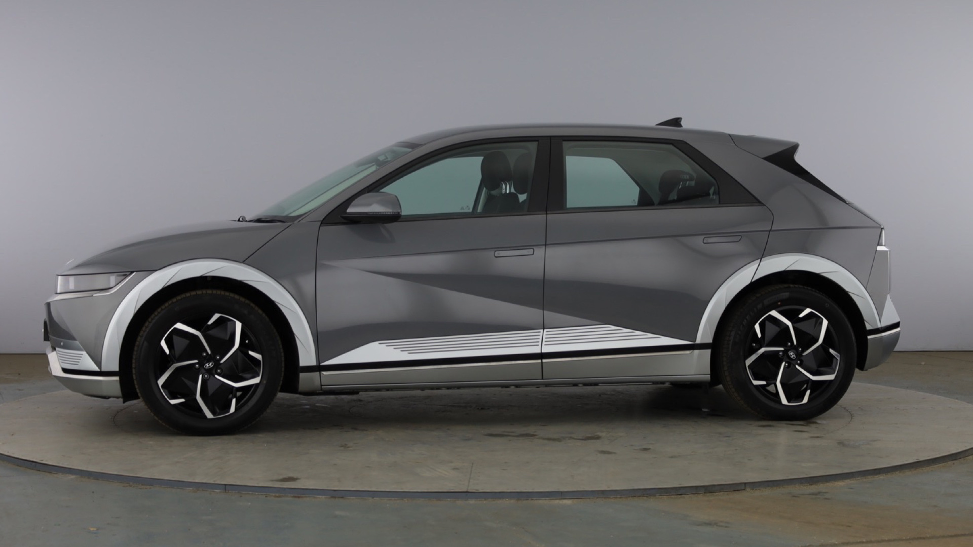 160kW Premium 73 kWh 5dr Auto [2022]