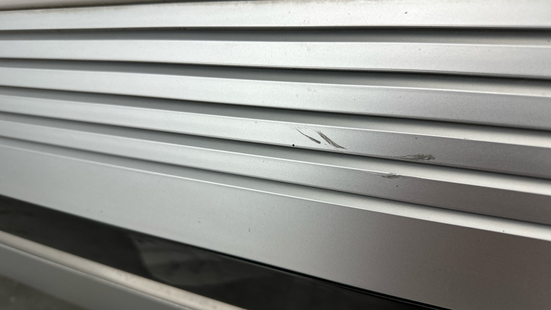 4027569 160kW Ultimate 73 kWh 5dr Auto