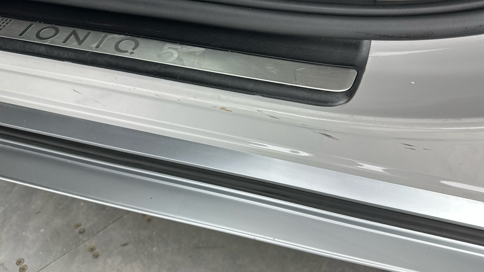 4027569 160kW Ultimate 73 kWh 5dr Auto