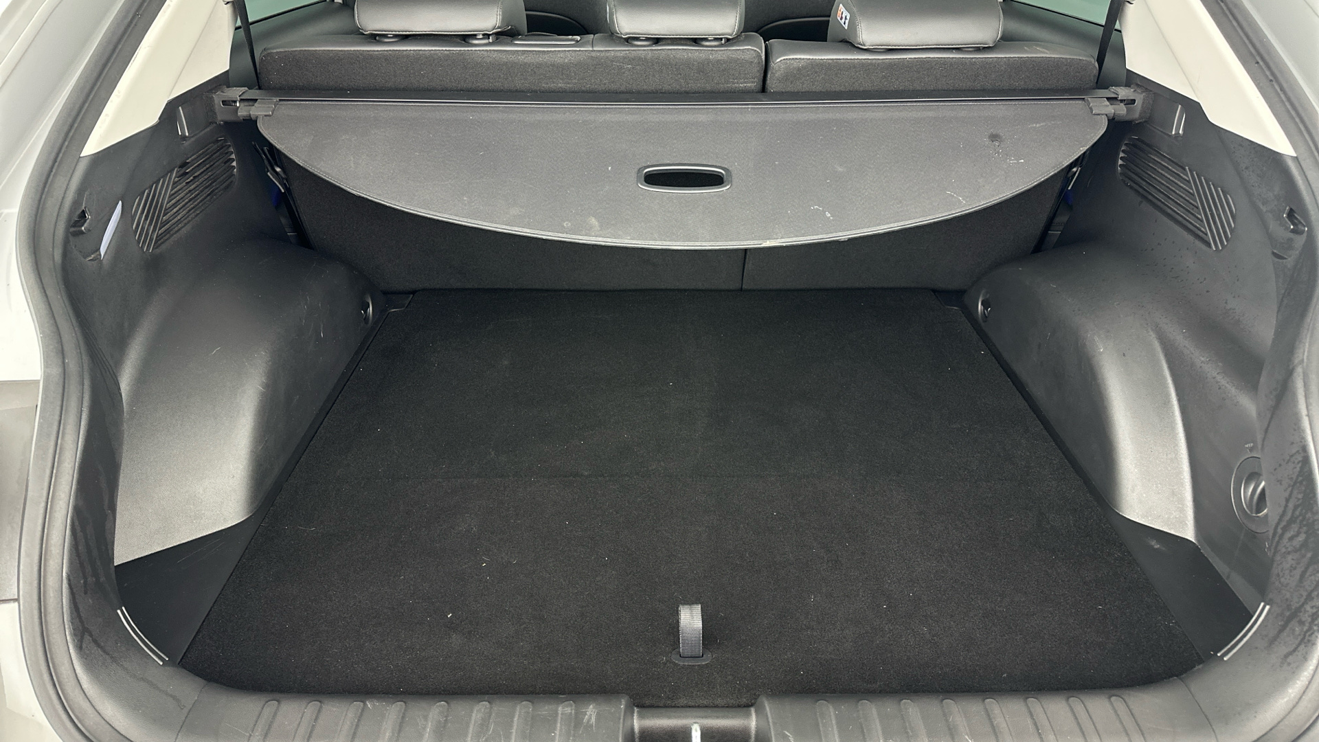 4027569 160kW Ultimate 73 kWh 5dr Auto