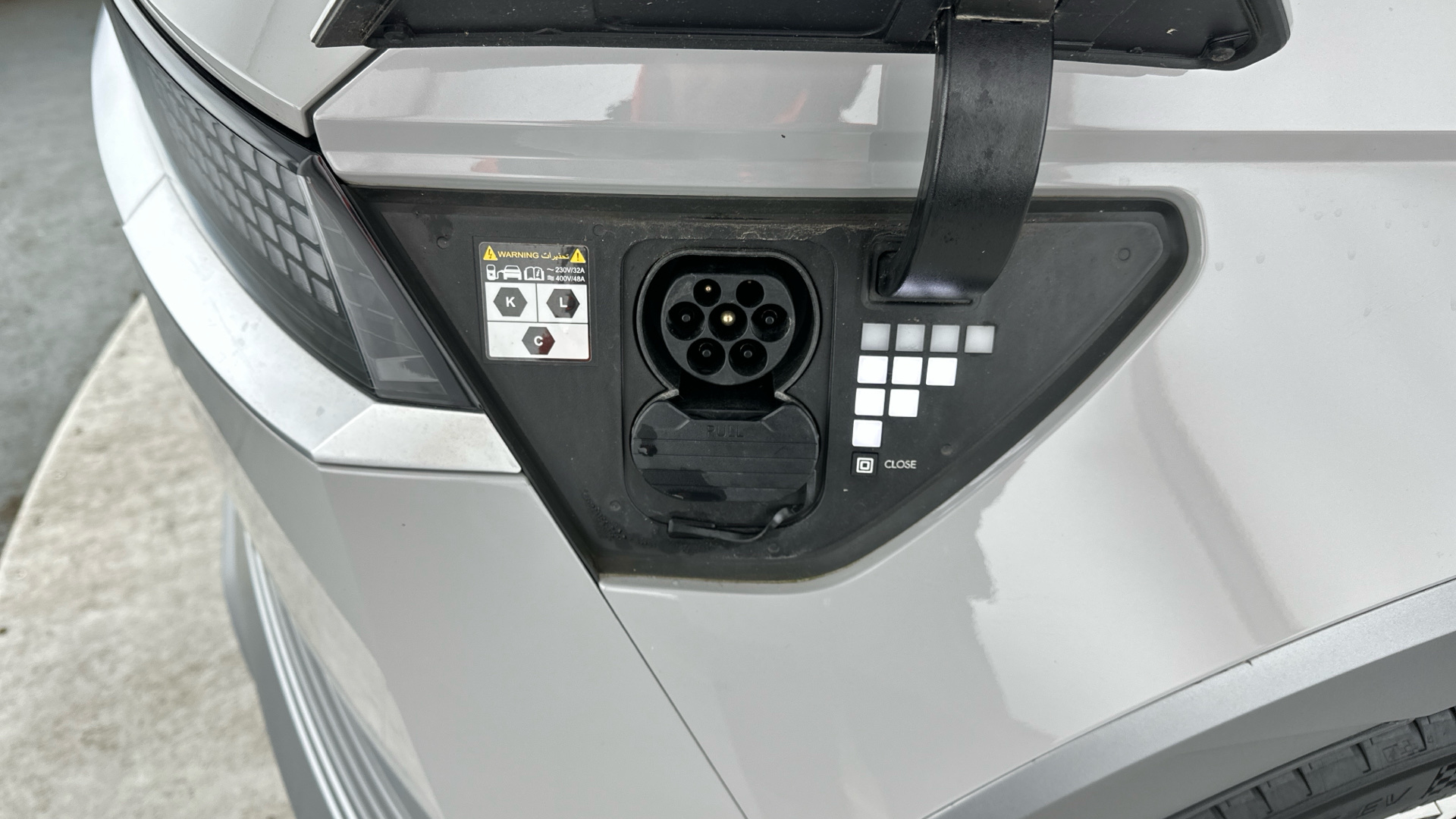 4027569 160kW Ultimate 73 kWh 5dr Auto