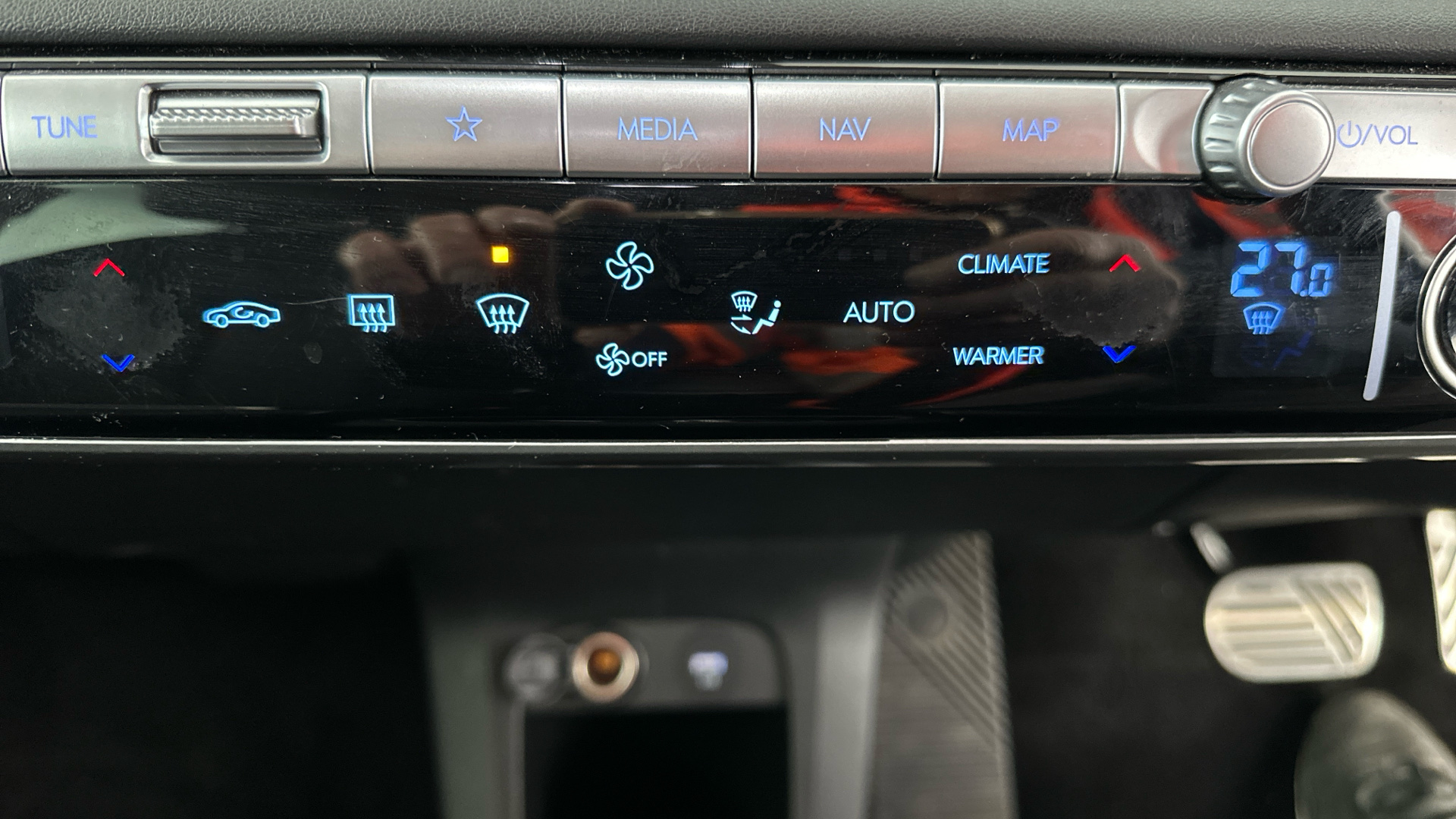 4027569 160kW Ultimate 73 kWh 5dr Auto