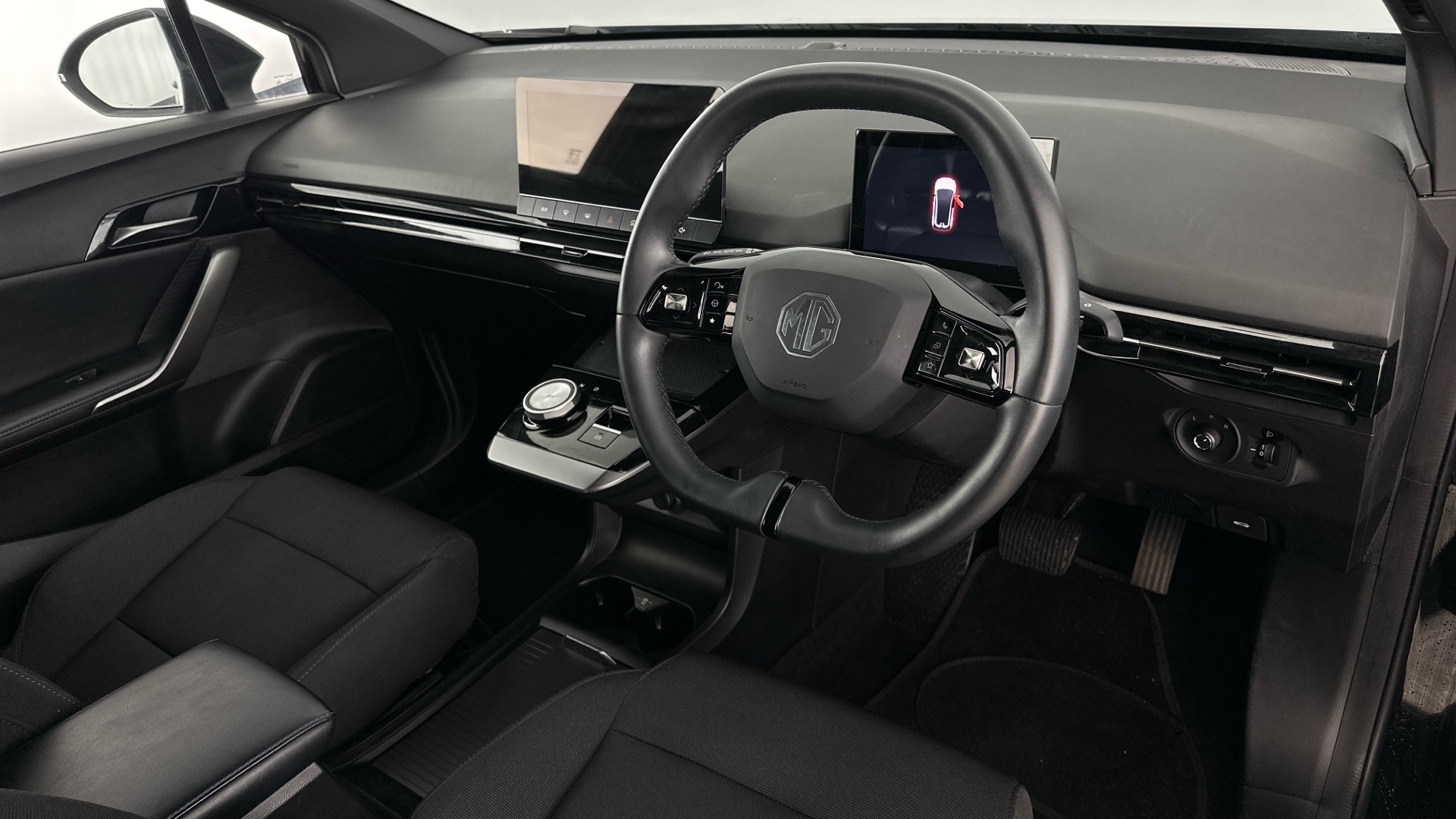 4020804 150kW SE EV Long Range 64kWh 5dr Auto