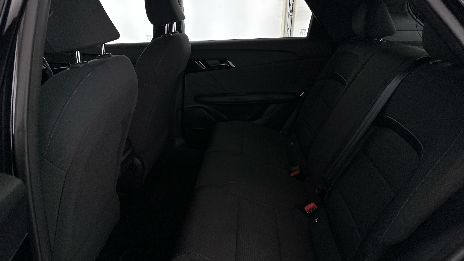 4020804 150kW SE EV Long Range 64kWh 5dr Auto