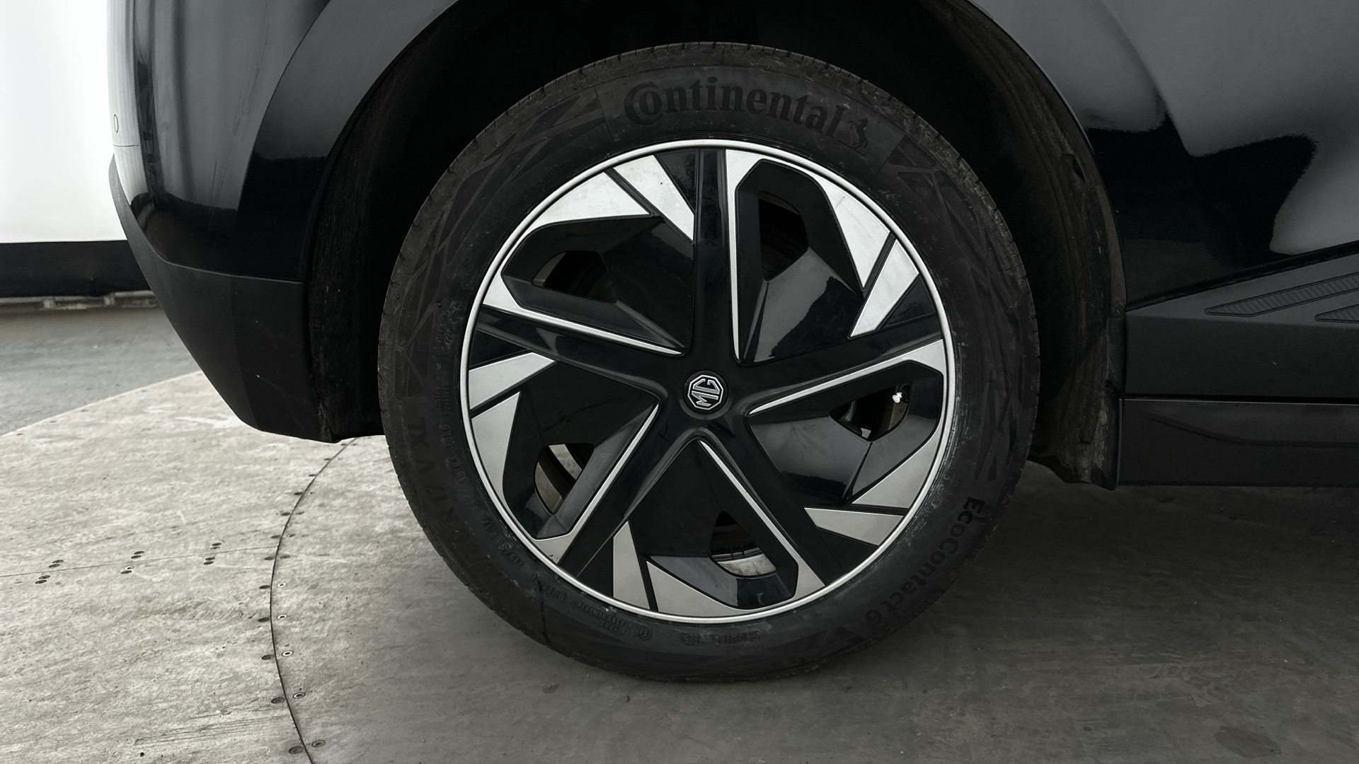 4020804 150kW SE EV Long Range 64kWh 5dr Auto