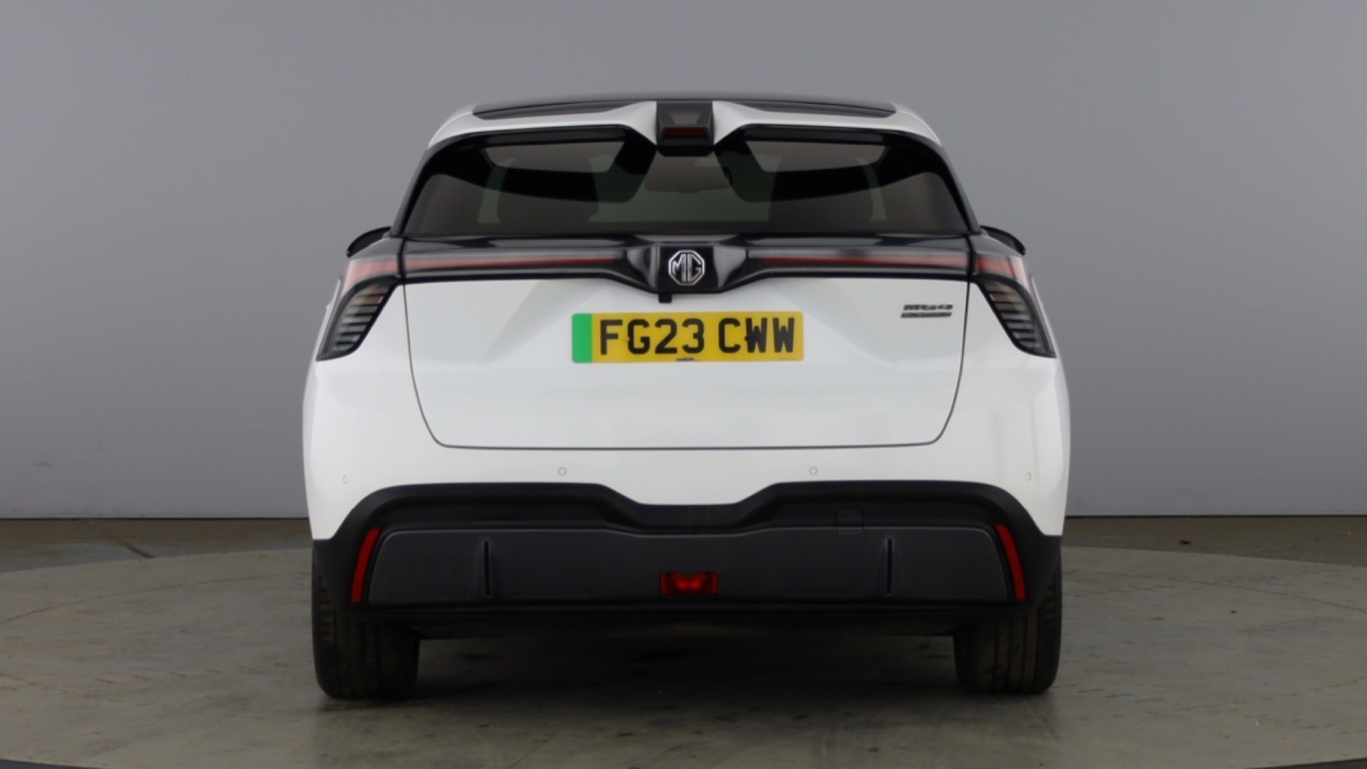 150kW Trophy EV Long Range 64kWh 5dr Auto [2023]
