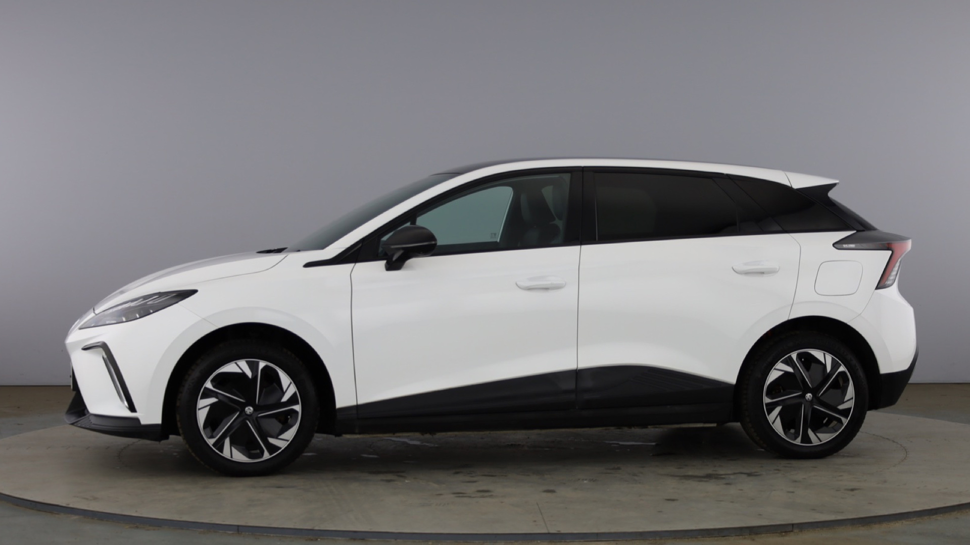 150kW Trophy EV Long Range 64kWh 5dr Auto [2023]