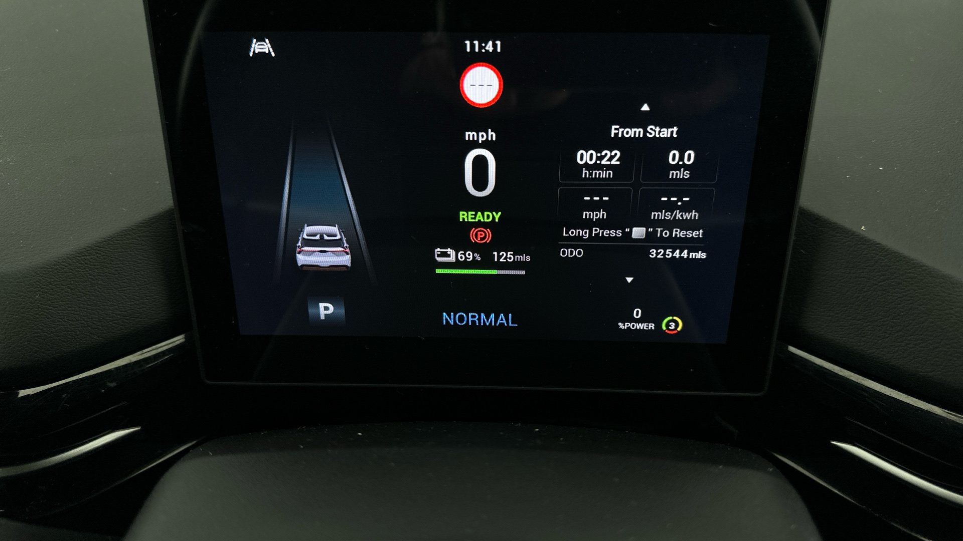 4020846 150kW Trophy EV Long Range 64kWh 5dr Auto