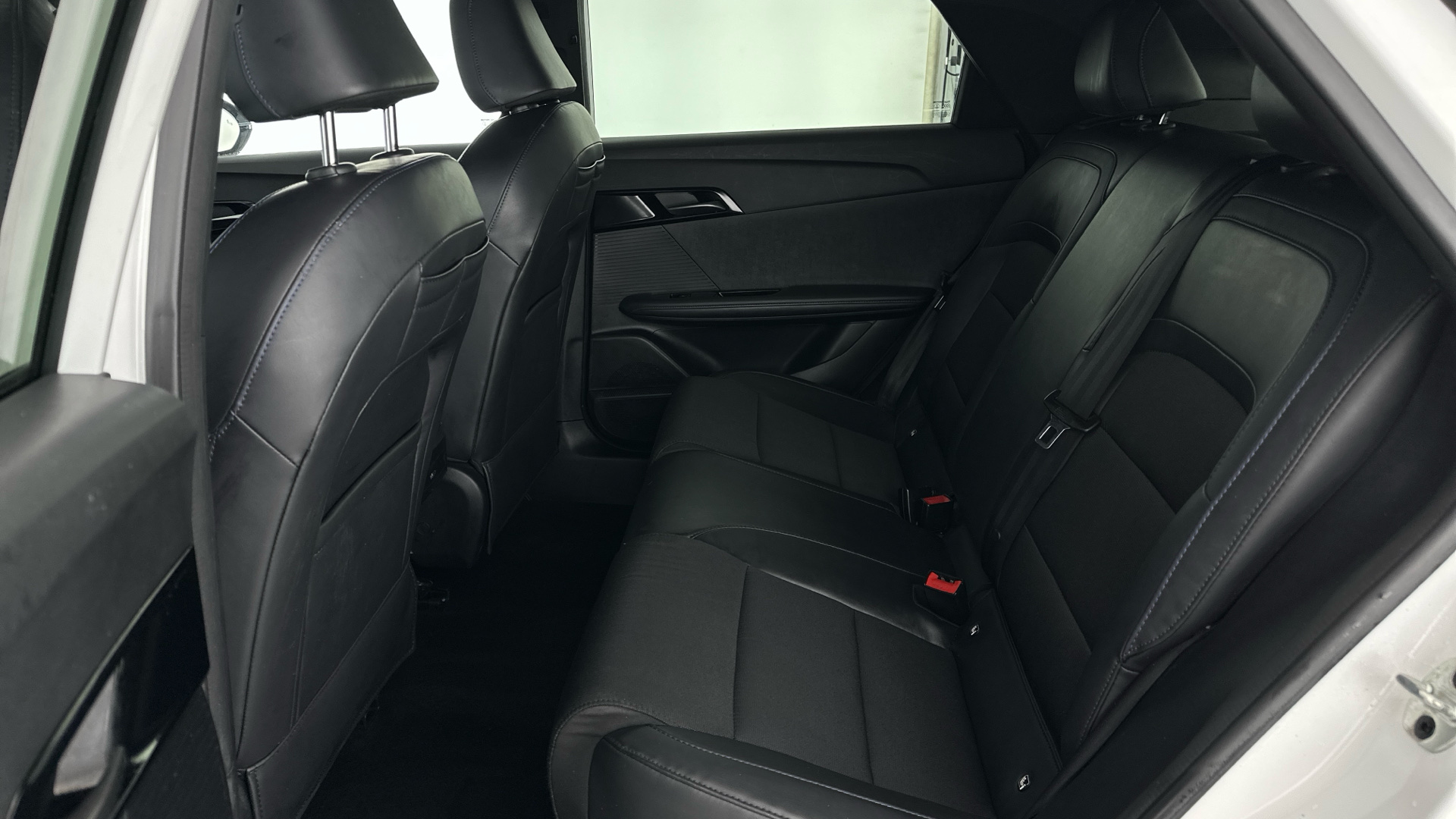 4020846 150kW Trophy EV Long Range 64kWh 5dr Auto