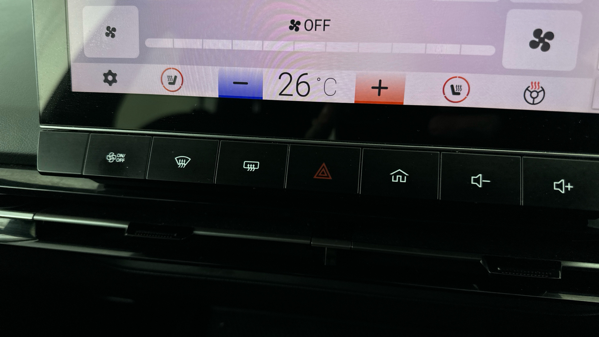 4020846 150kW Trophy EV Long Range 64kWh 5dr Auto