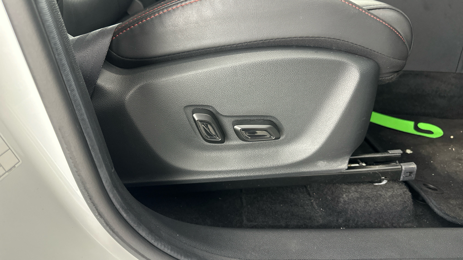 4021000 130kW SE EV 51kWh 5dr Auto