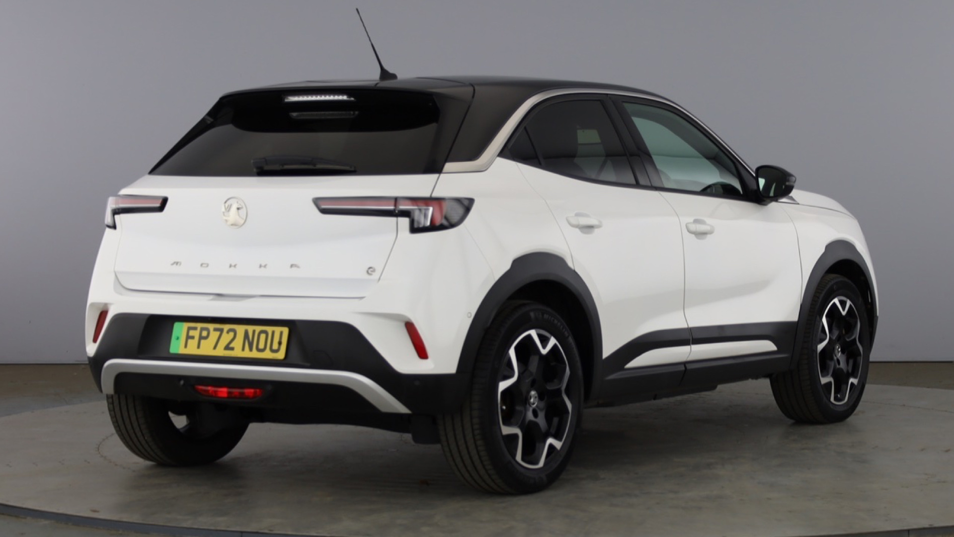 4020784 100kW Ultimate 50kWh 5dr Auto