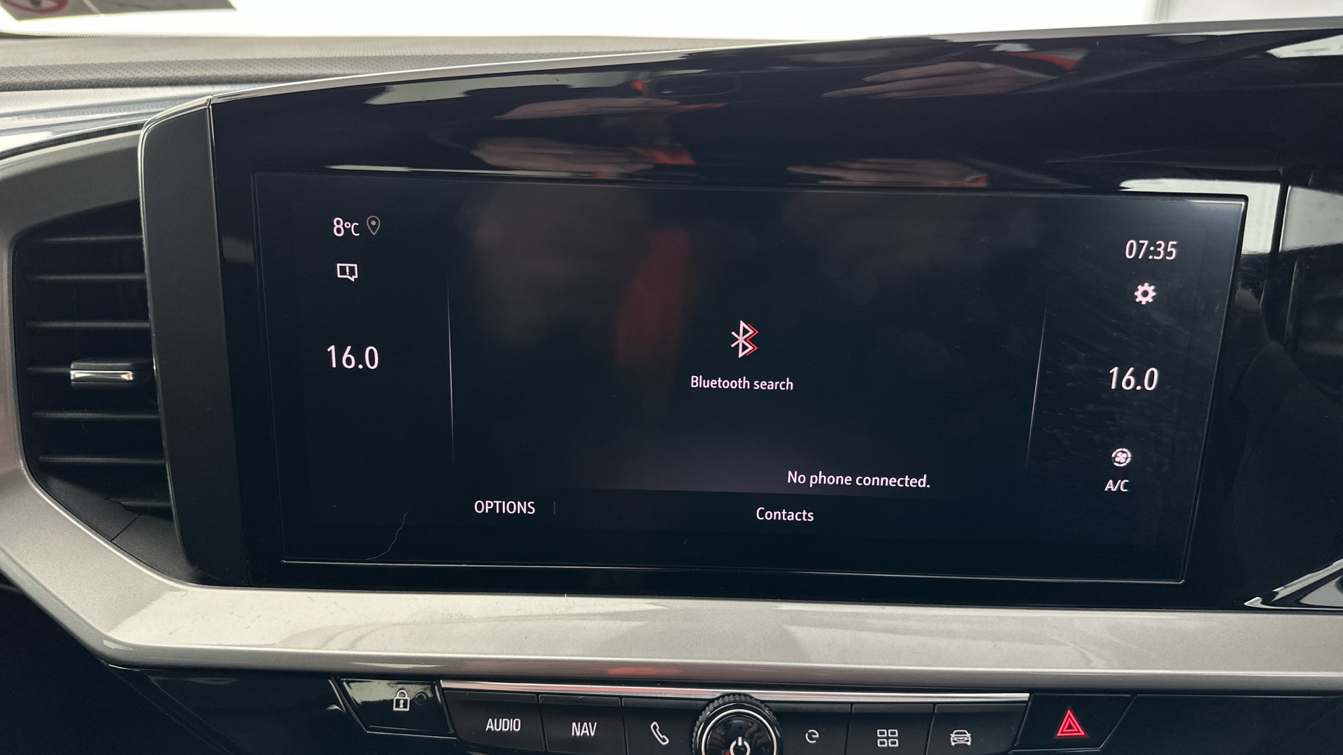 4020784 100kW Ultimate 50kWh 5dr Auto