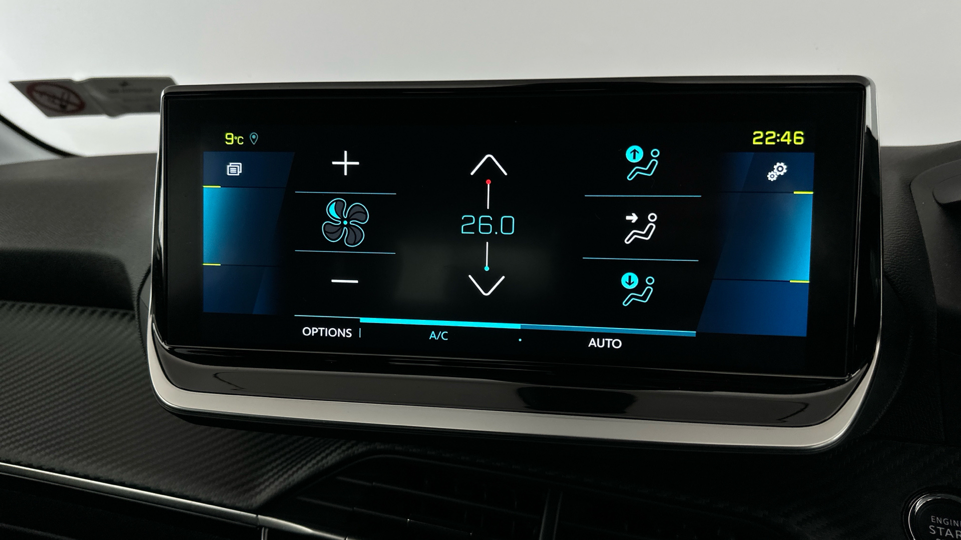 4020829 100kW Allure Premium 50kWh 5dr Auto