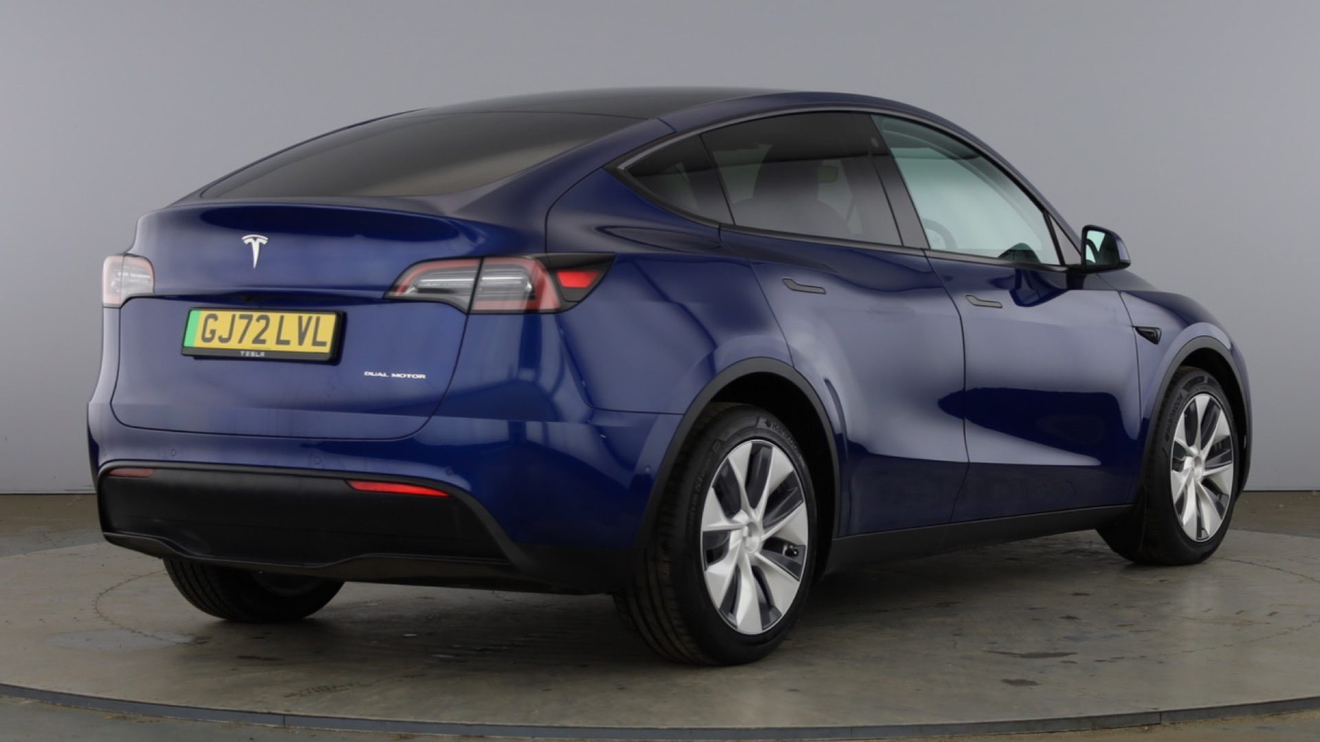 4049381 Long Range AWD 5dr Auto