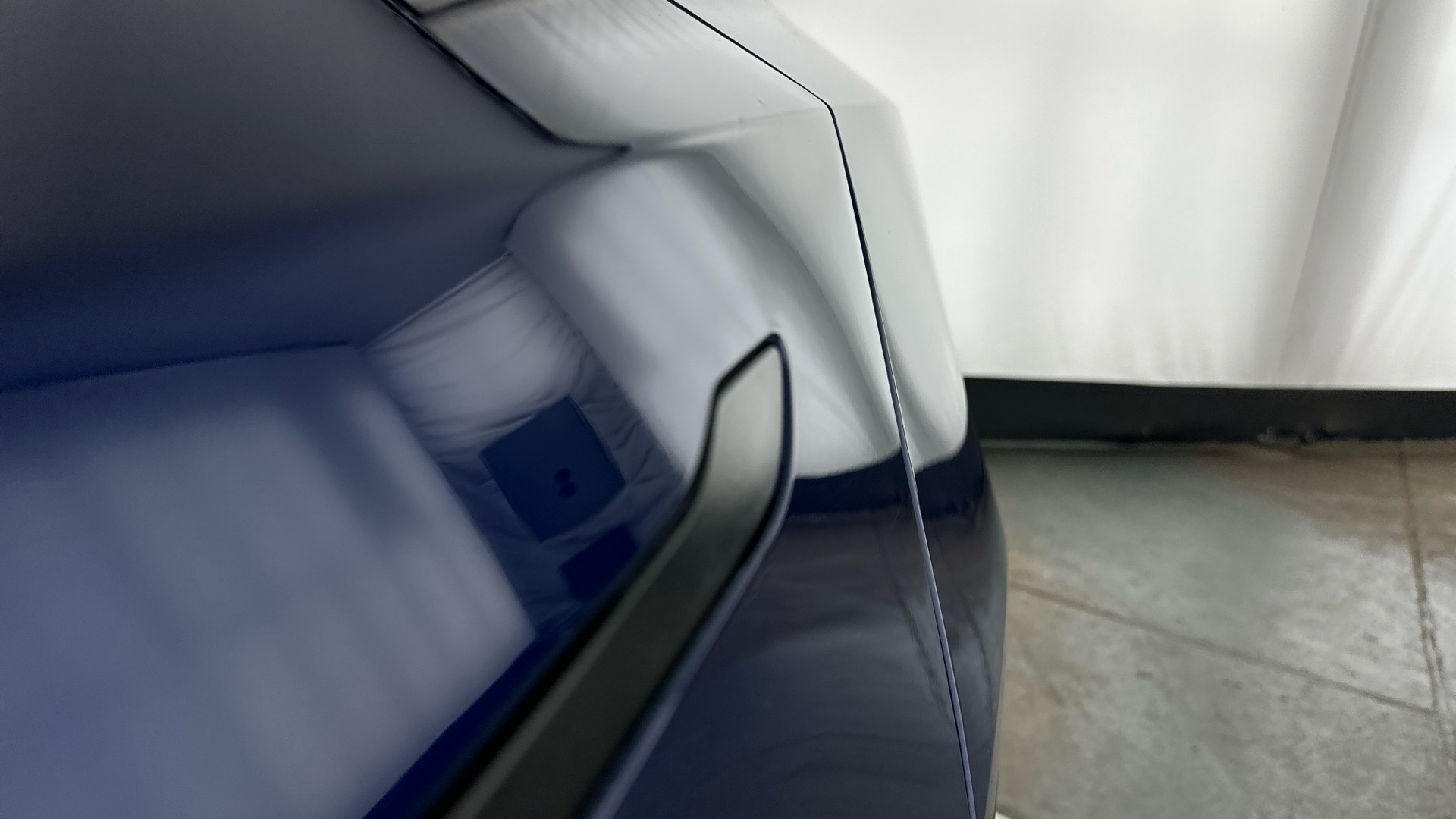 4049381 Long Range AWD 5dr Auto