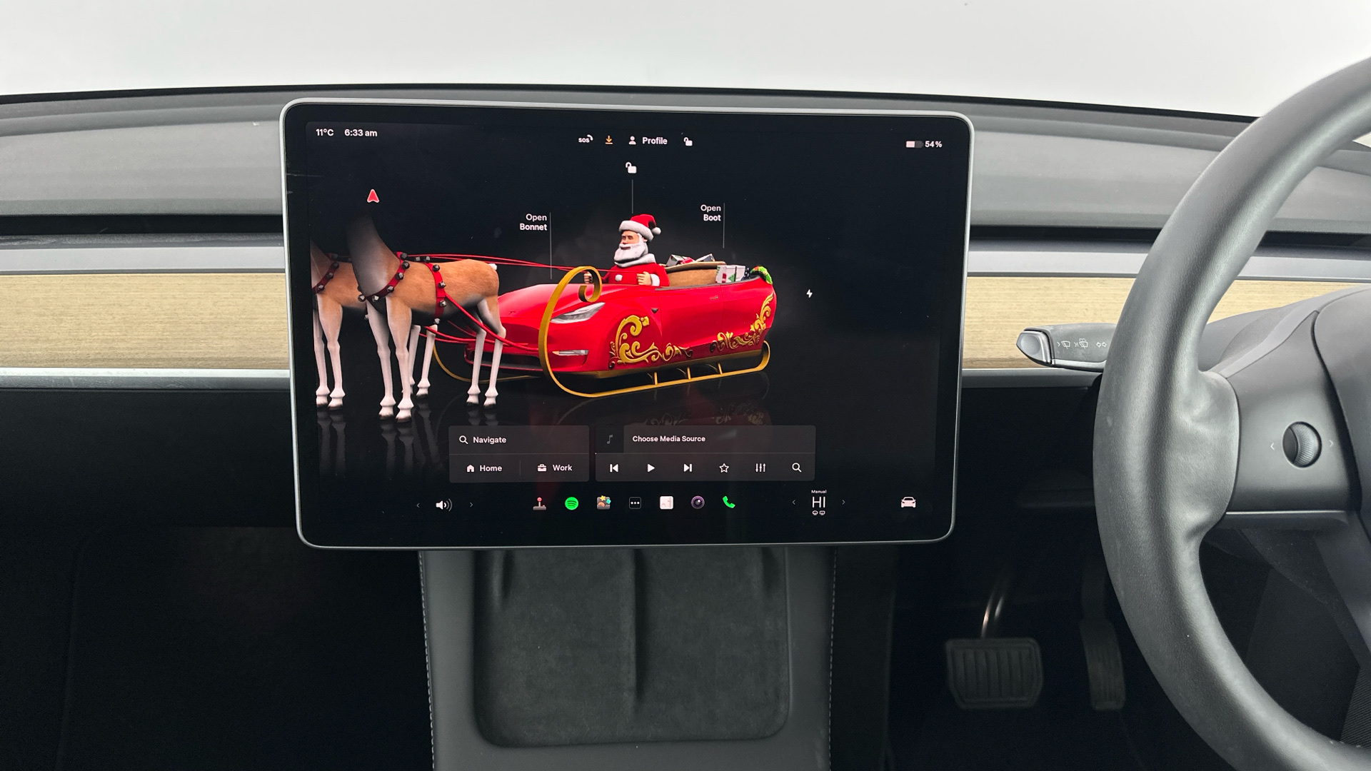 4049537 Long Range AWD 5dr Auto