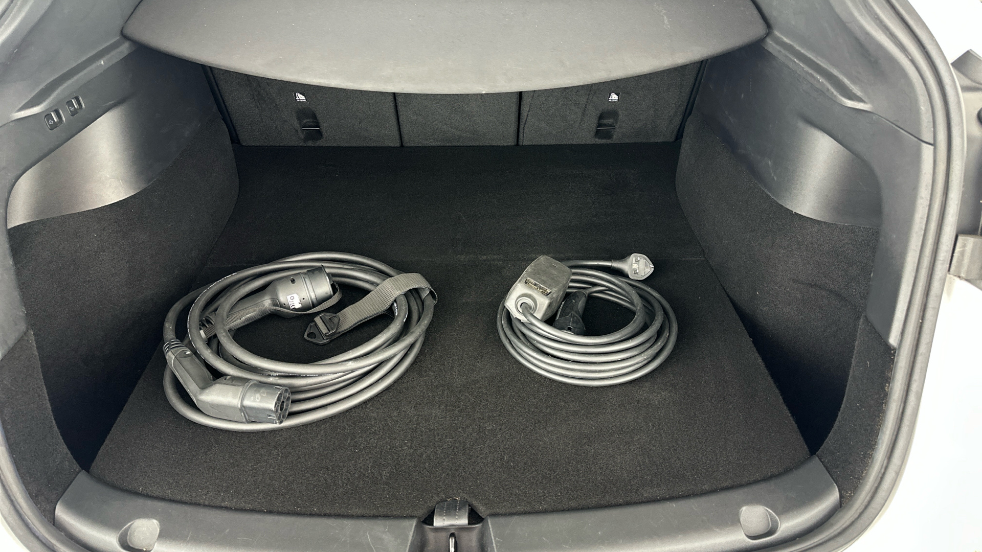 4049537 Long Range AWD 5dr Auto