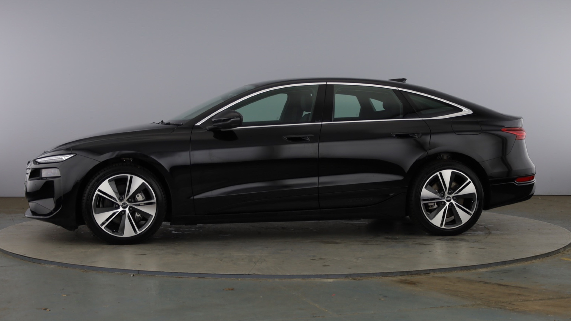 315kW Quattro 100kWh Sport 5dr Auto [2025]