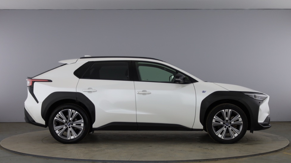 SUBARU SOLTERRA Image 5