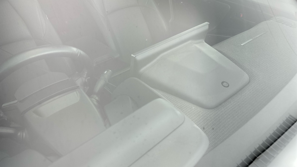 SUBARU SOLTERRA Screen Chipped