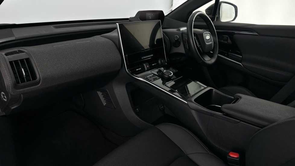 SUBARU SOLTERRA Image 9