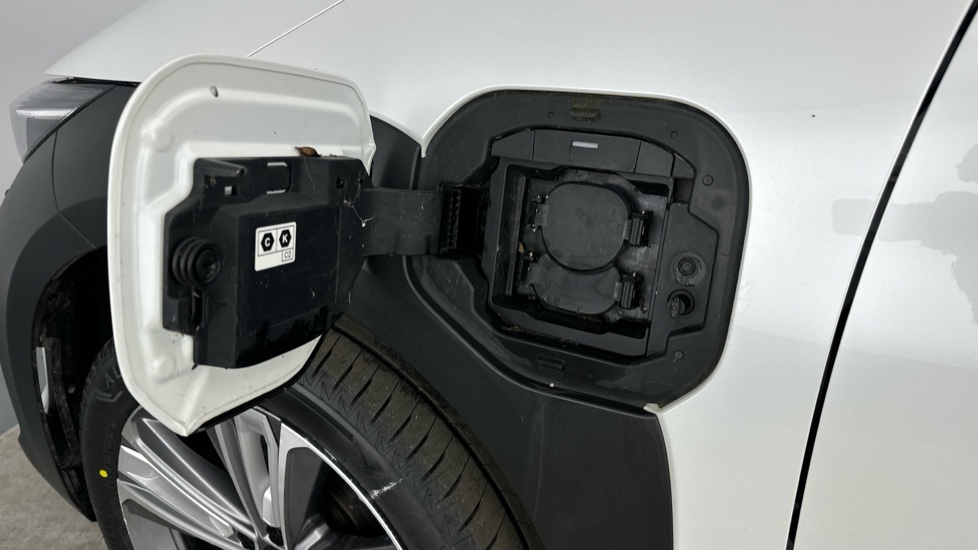 SUBARU SOLTERRA Image 20