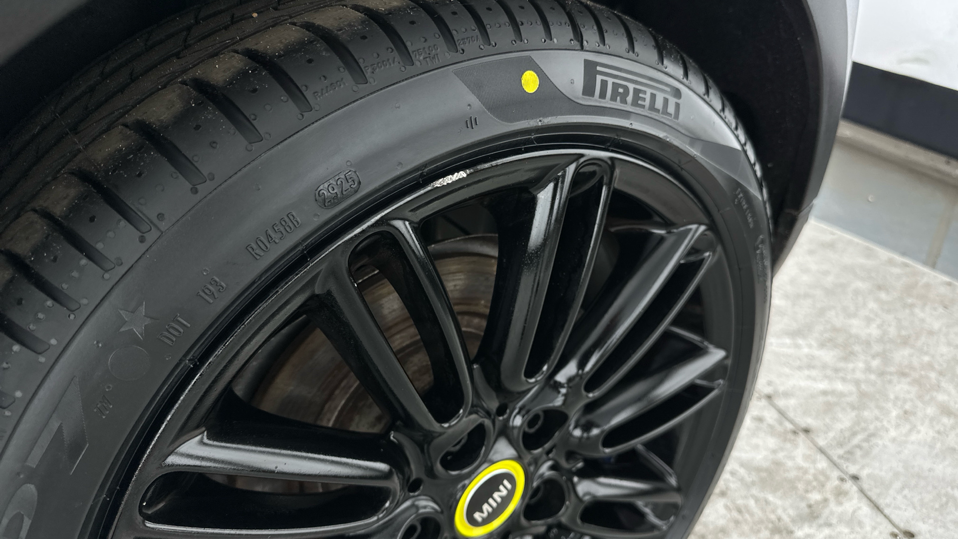 4020857 135kW Cooper S Level 2 33kWh 3dr Auto