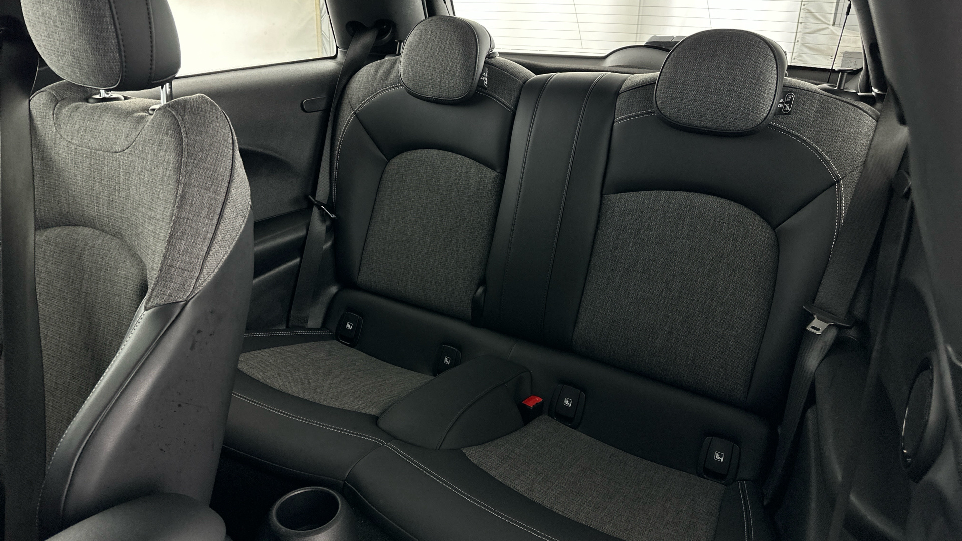 4020857 135kW Cooper S Level 2 33kWh 3dr Auto