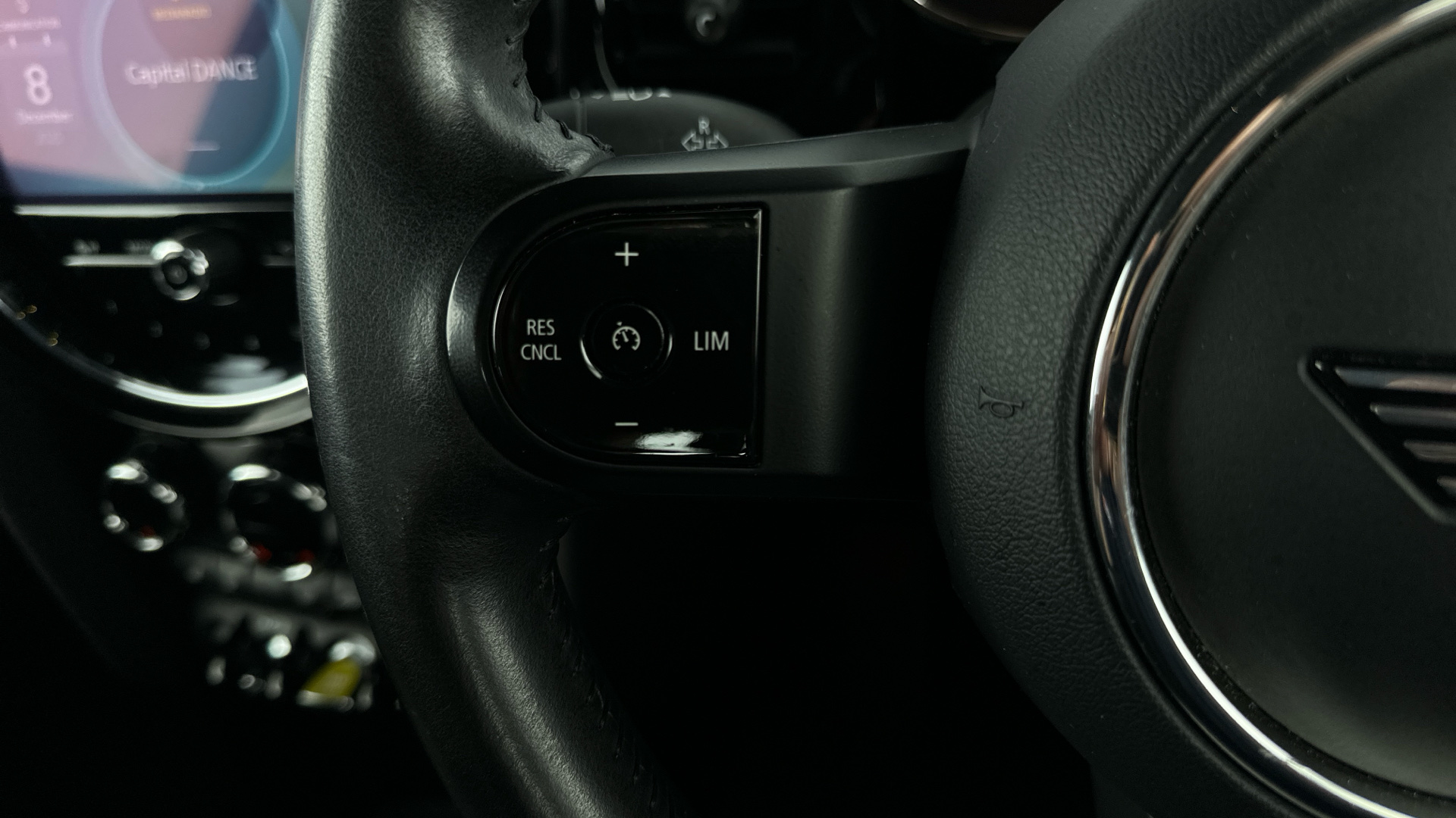 4020857 135kW Cooper S Level 2 33kWh 3dr Auto