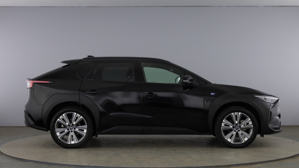 SUBARU SOLTERRA Image 5