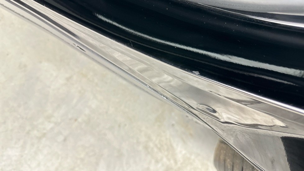 SUBARU SOLTERRA scratch