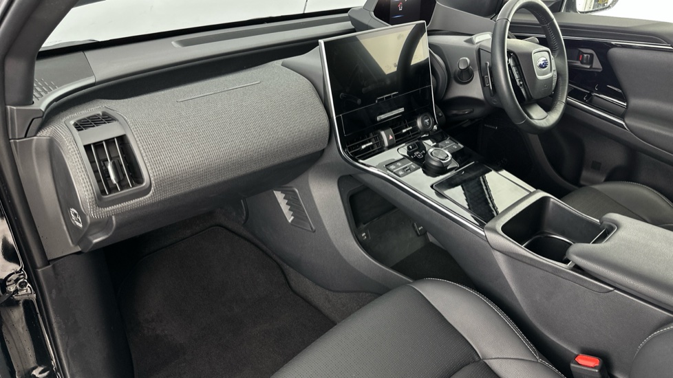 SUBARU SOLTERRA Image 9