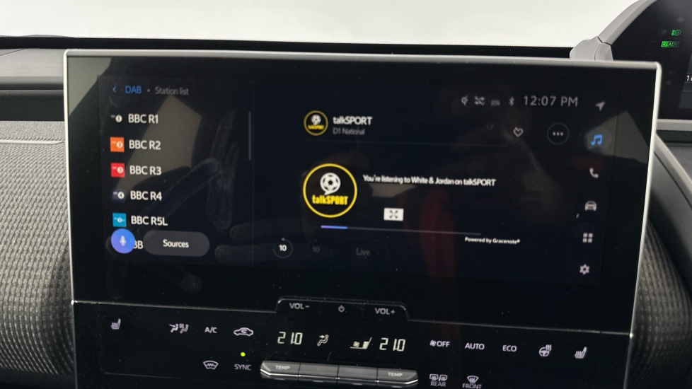 SUBARU SOLTERRA Image 11