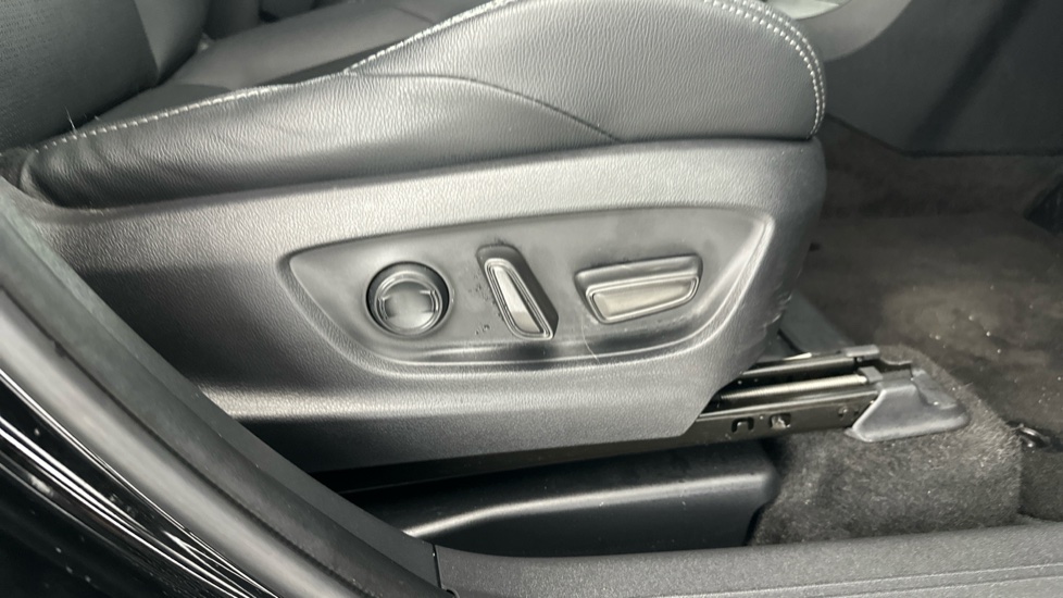 SUBARU SOLTERRA Image 23