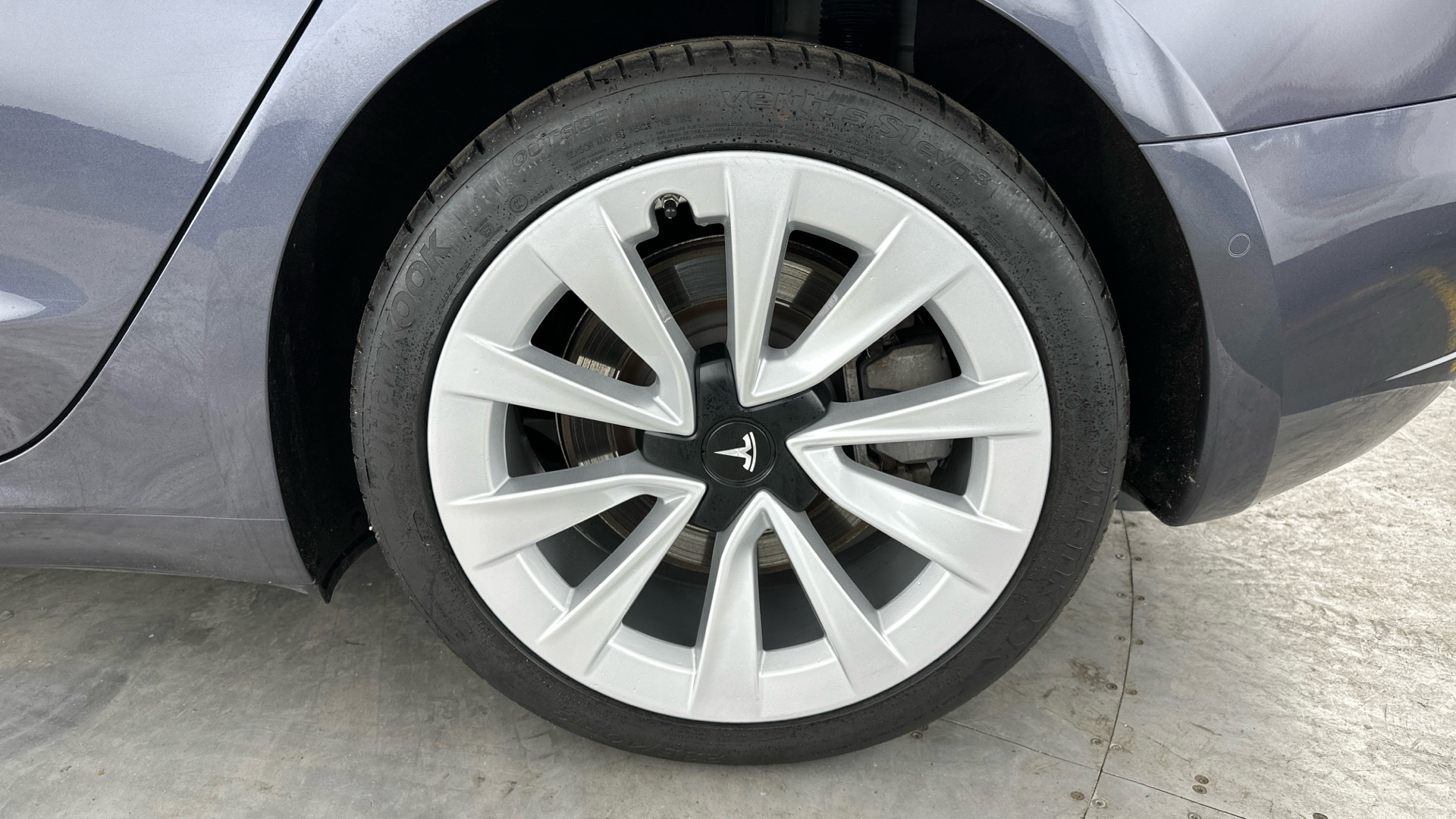 4027532 Long Range AWD 4dr Auto