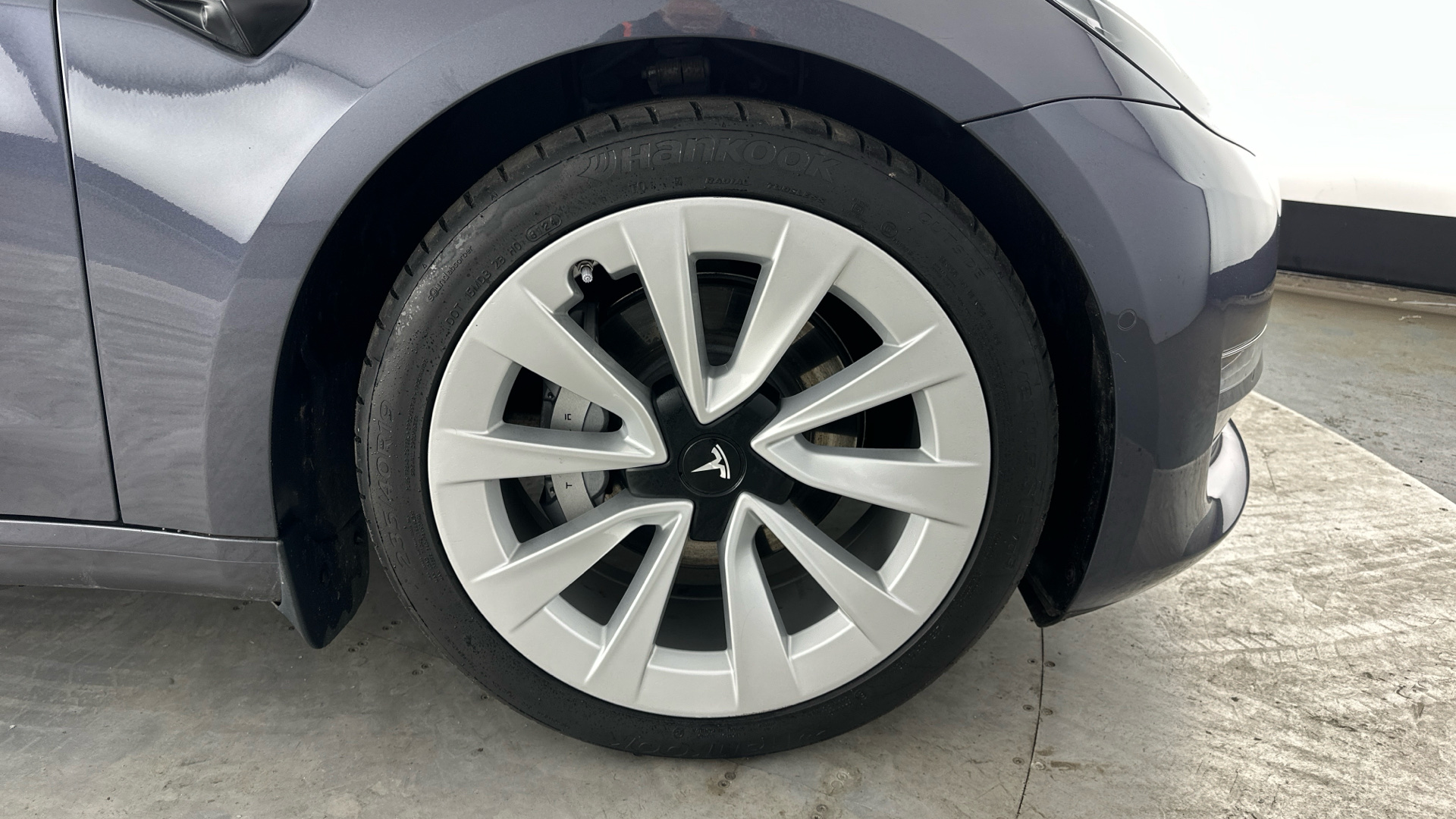 4027532 Long Range AWD 4dr Auto