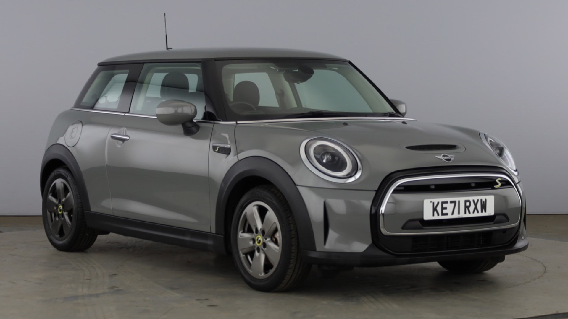 4020918 135kW Cooper S Level 1 33kWh 3dr Auto