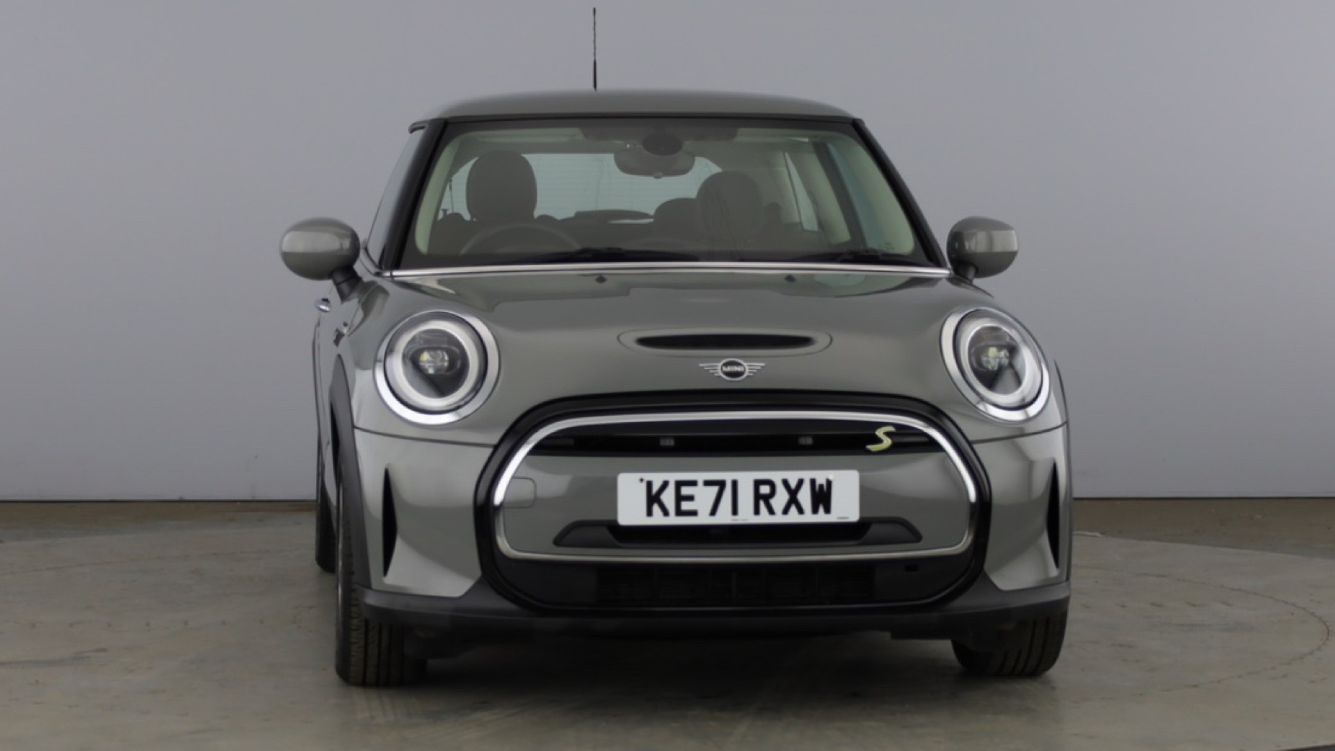 4020918 135kW Cooper S Level 1 33kWh 3dr Auto