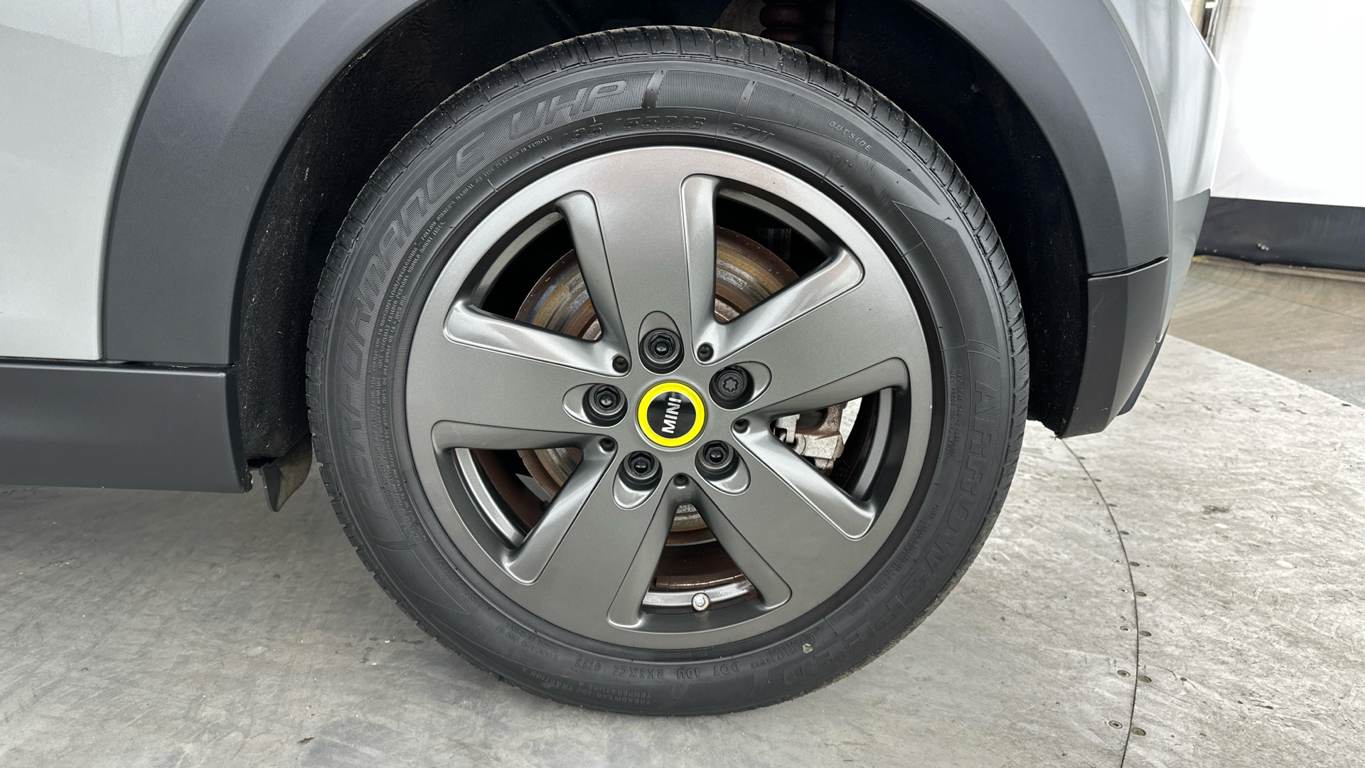 4020918 135kW Cooper S Level 1 33kWh 3dr Auto