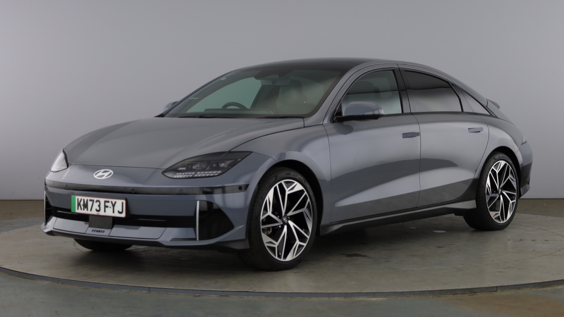 239kW Ultimate 77kWh 4dr AWD Auto [2023]