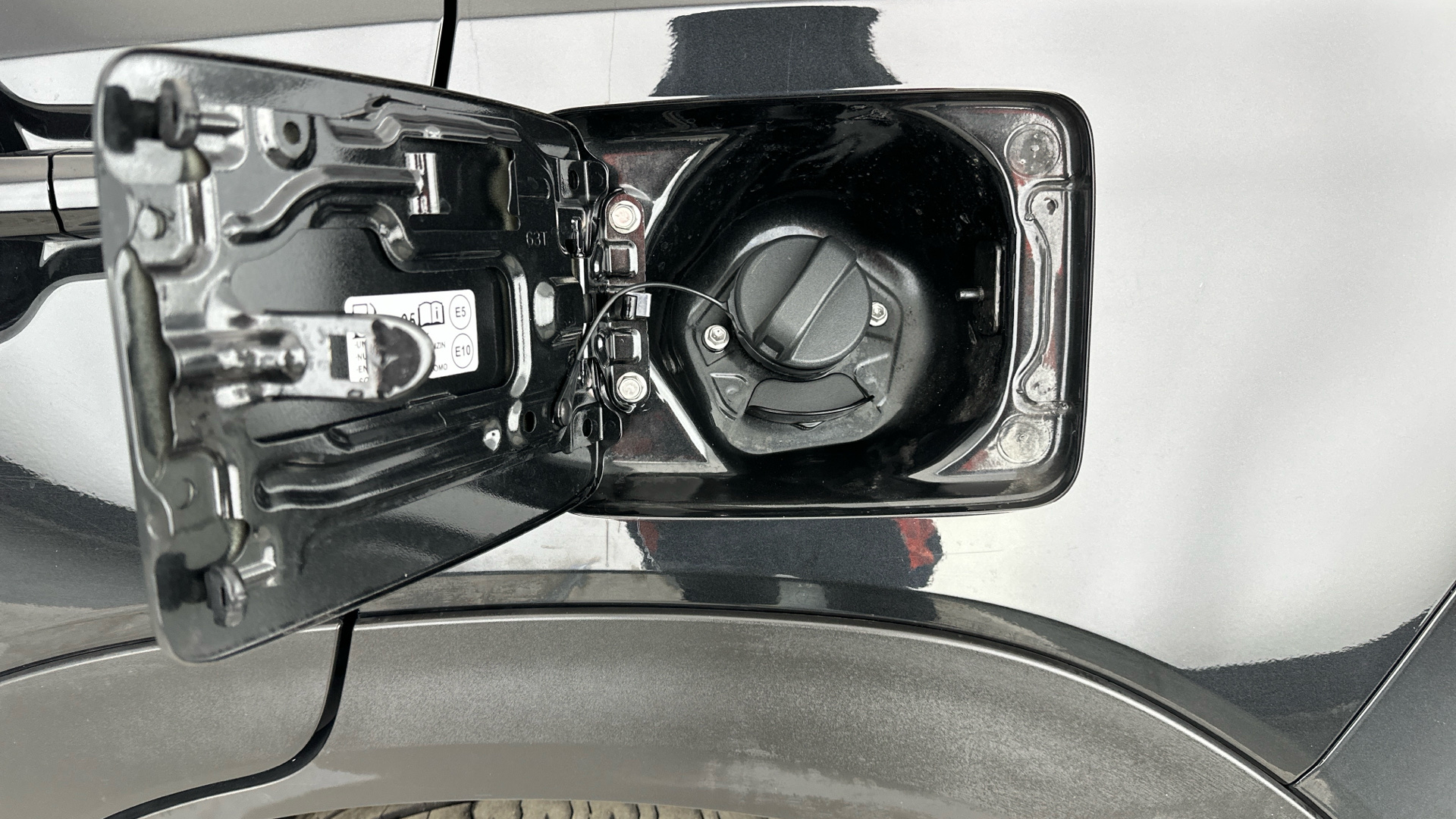 4058313 1.5 Hybrid Motion 5dr AGS