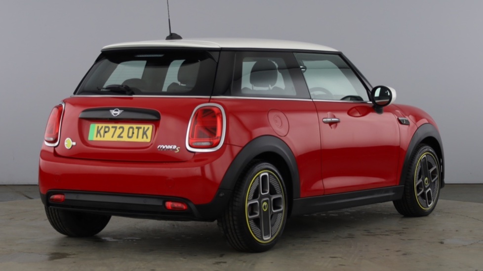 MINI HATCHBACK Image 4