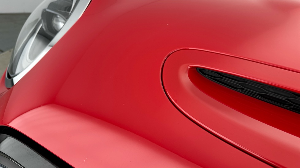 MINI HATCHBACK Bonnet Chipped