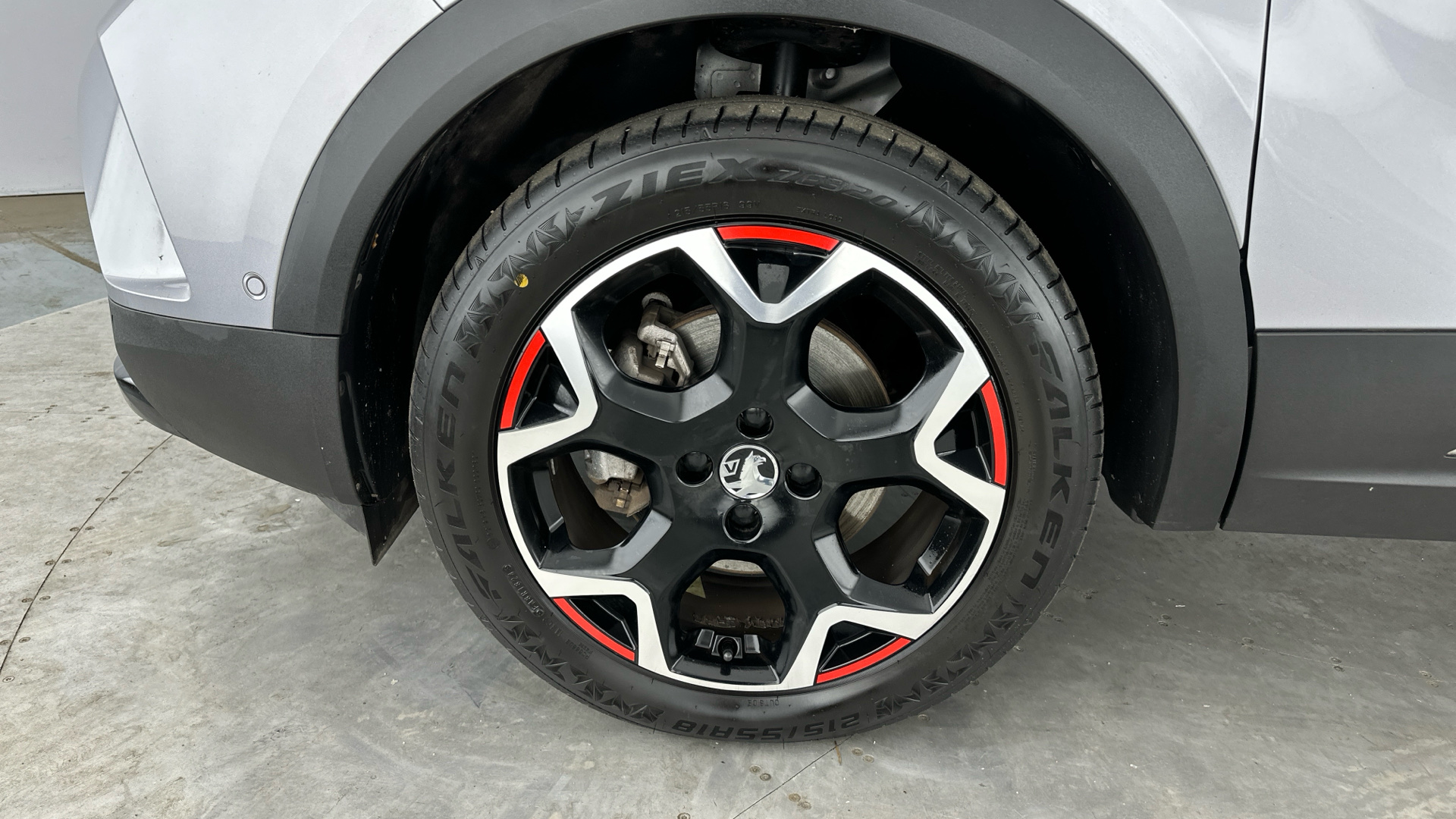 4020790 100kW SRi Premium 50kWh 5dr Auto