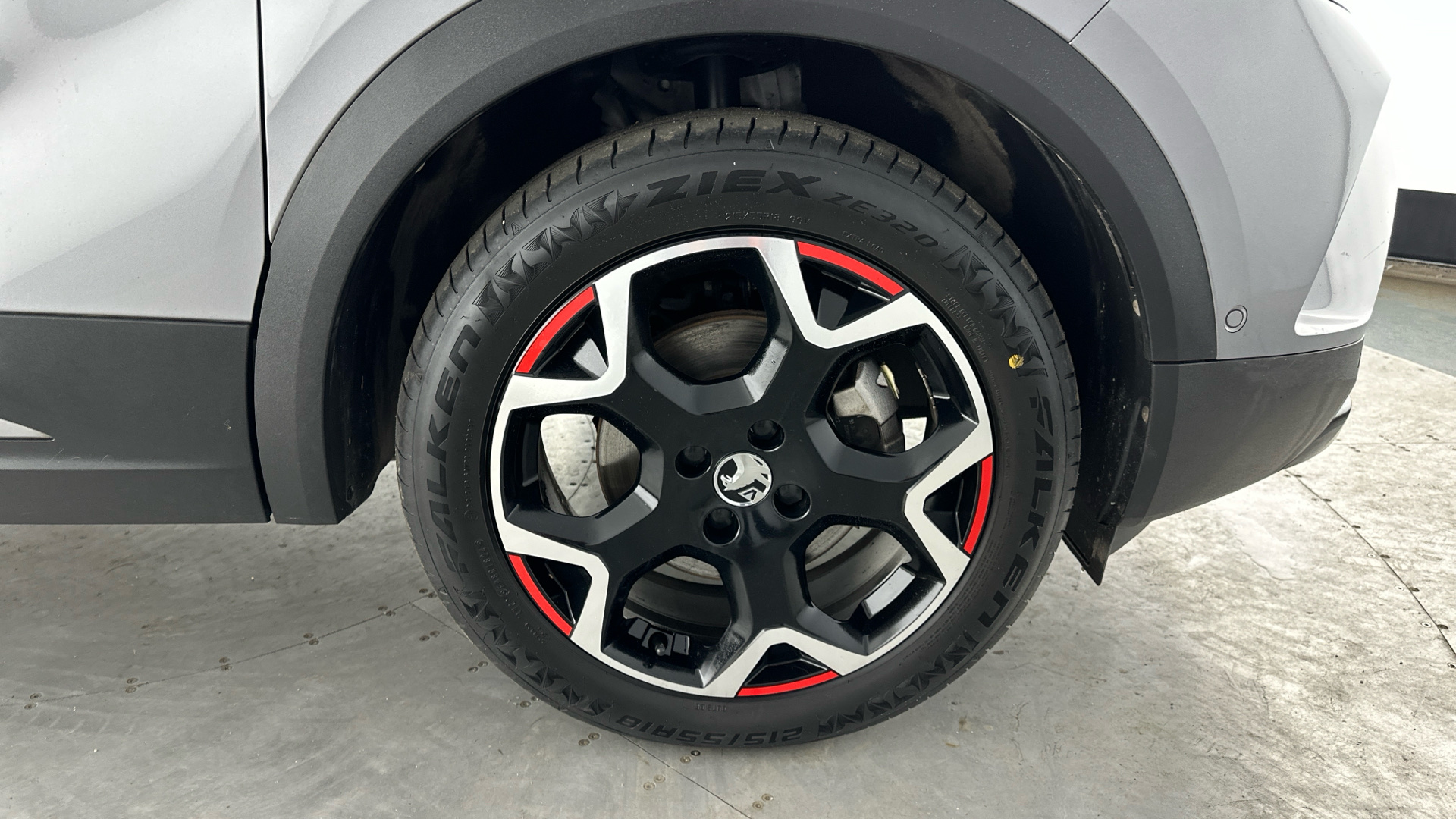 4020790 100kW SRi Premium 50kWh 5dr Auto