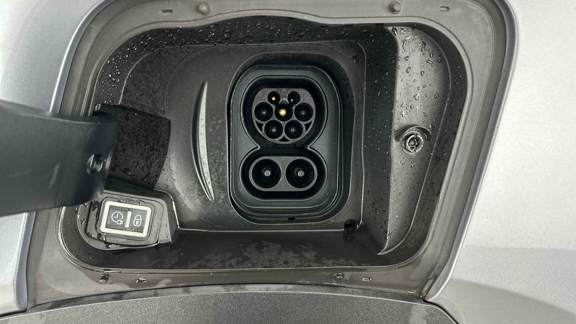 4020790 100kW SRi Premium 50kWh 5dr Auto