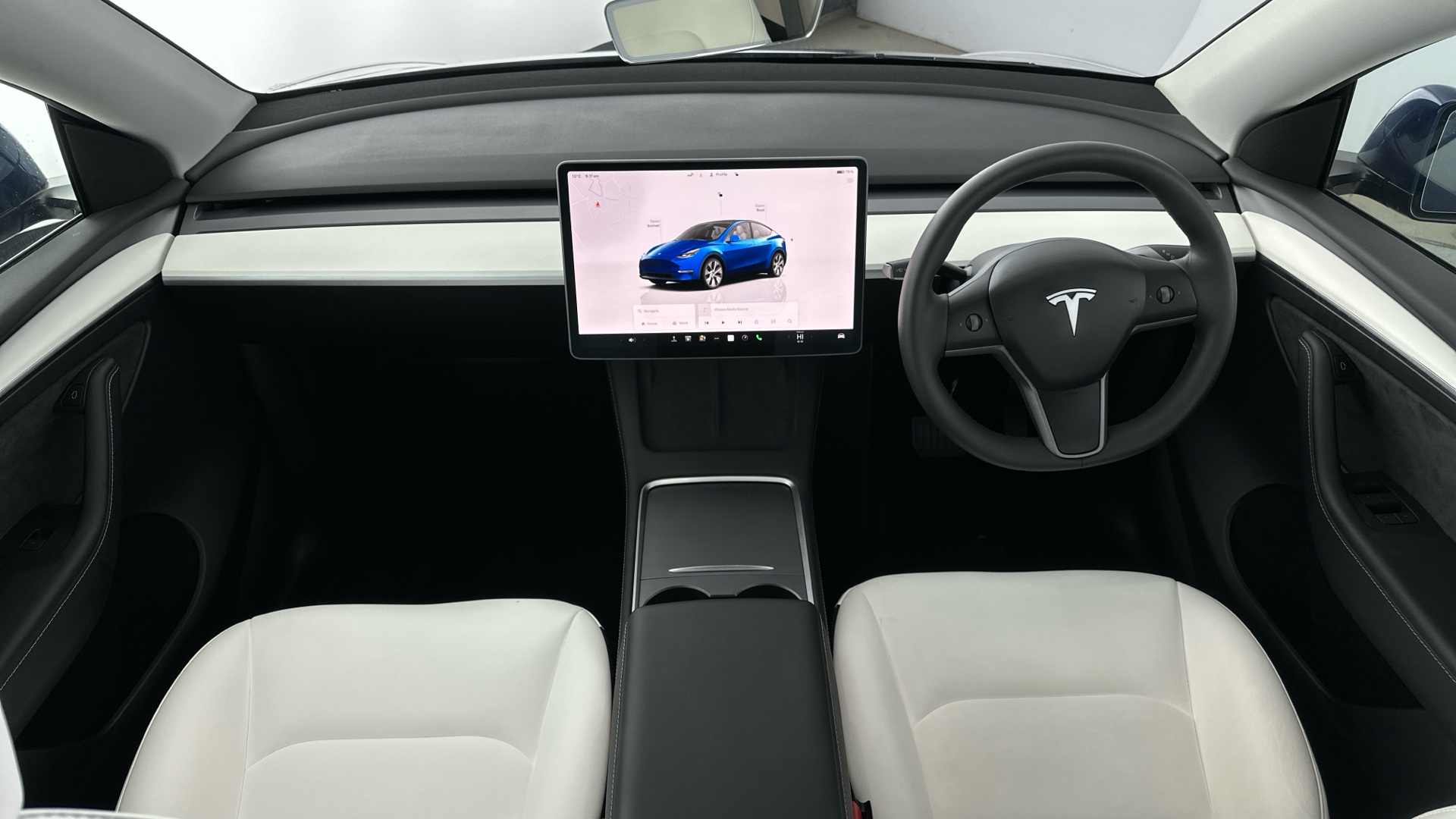 4020731 RWD 5dr Auto