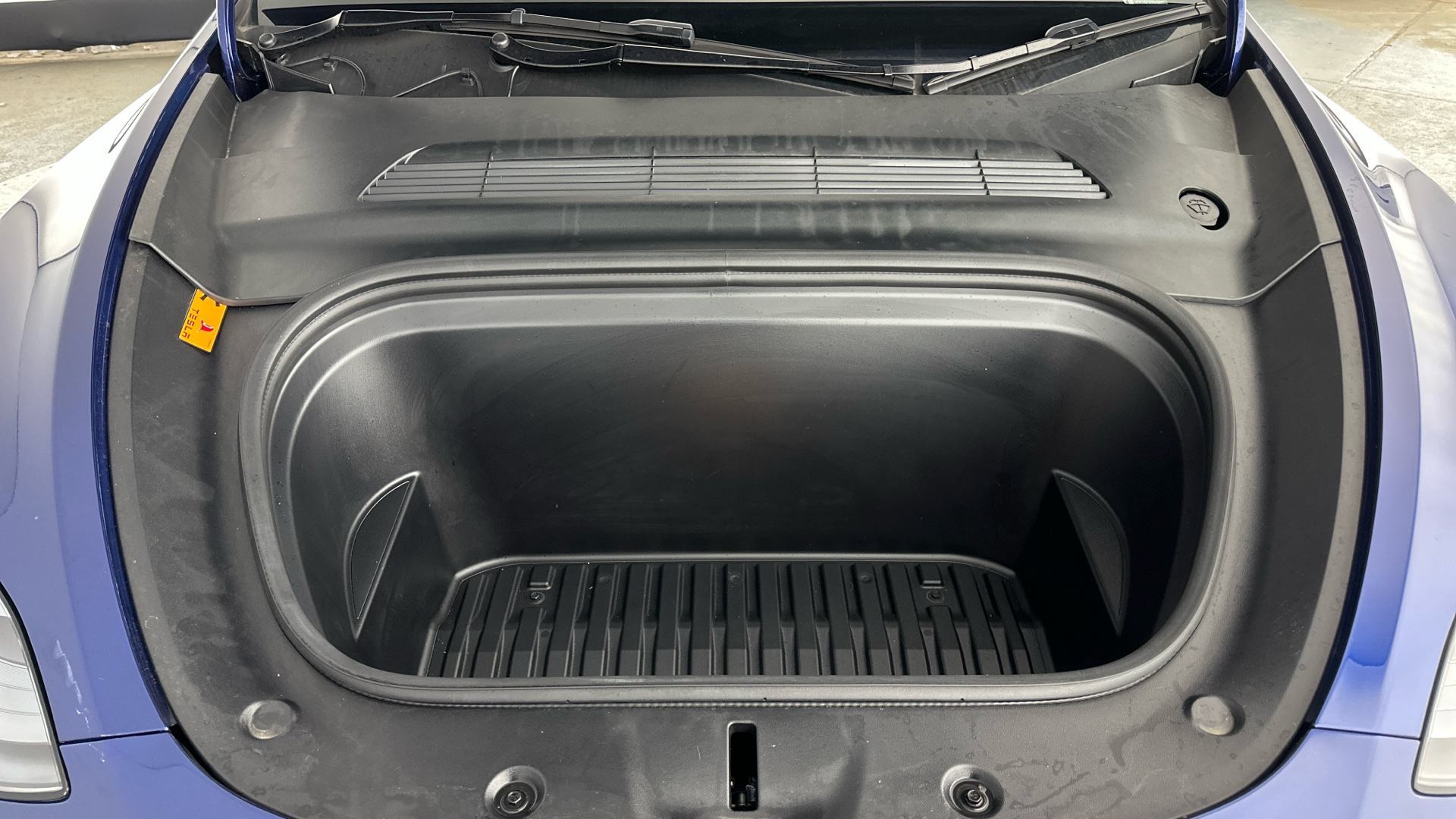 4020731 RWD 5dr Auto