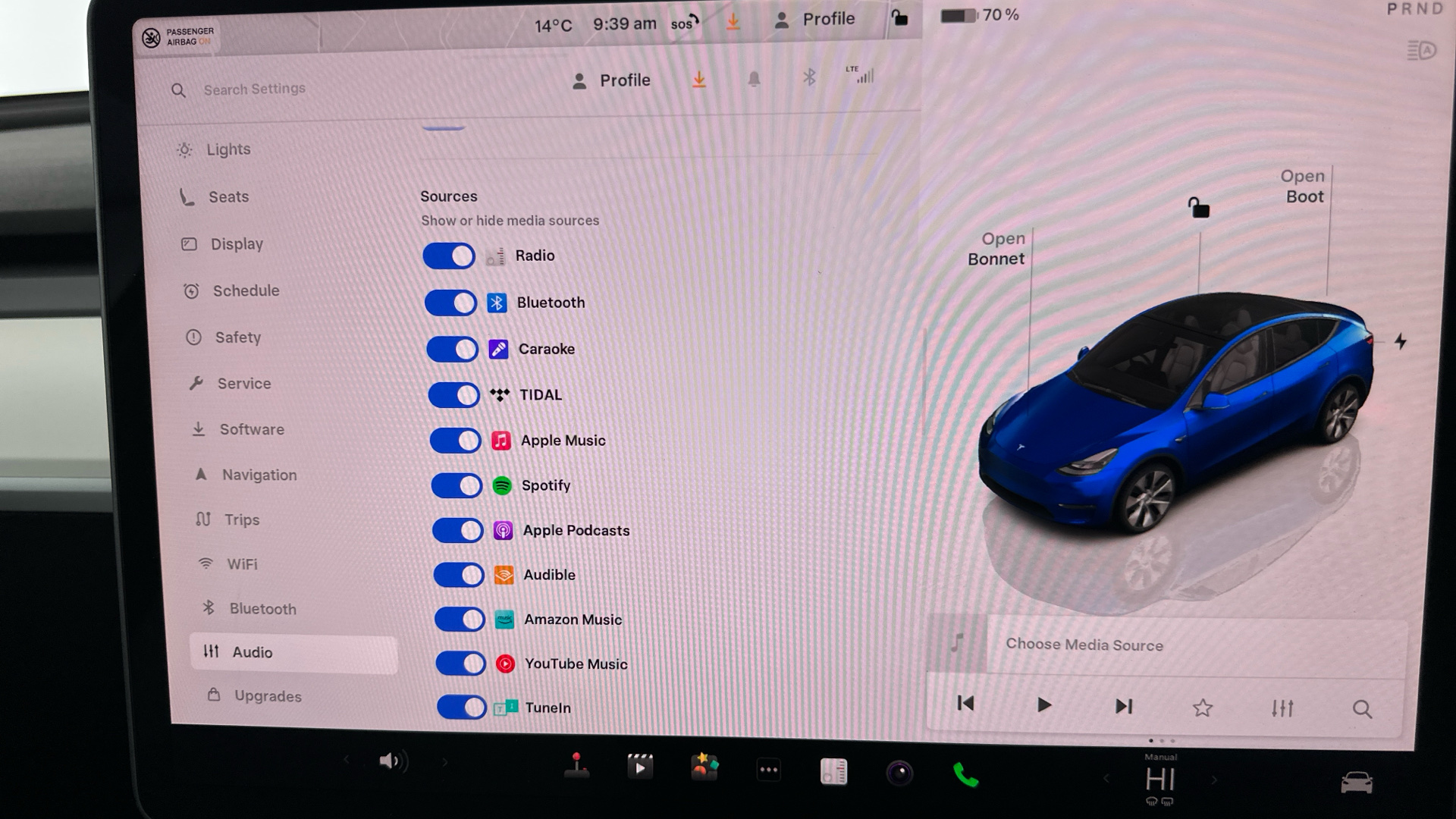 4020731 RWD 5dr Auto